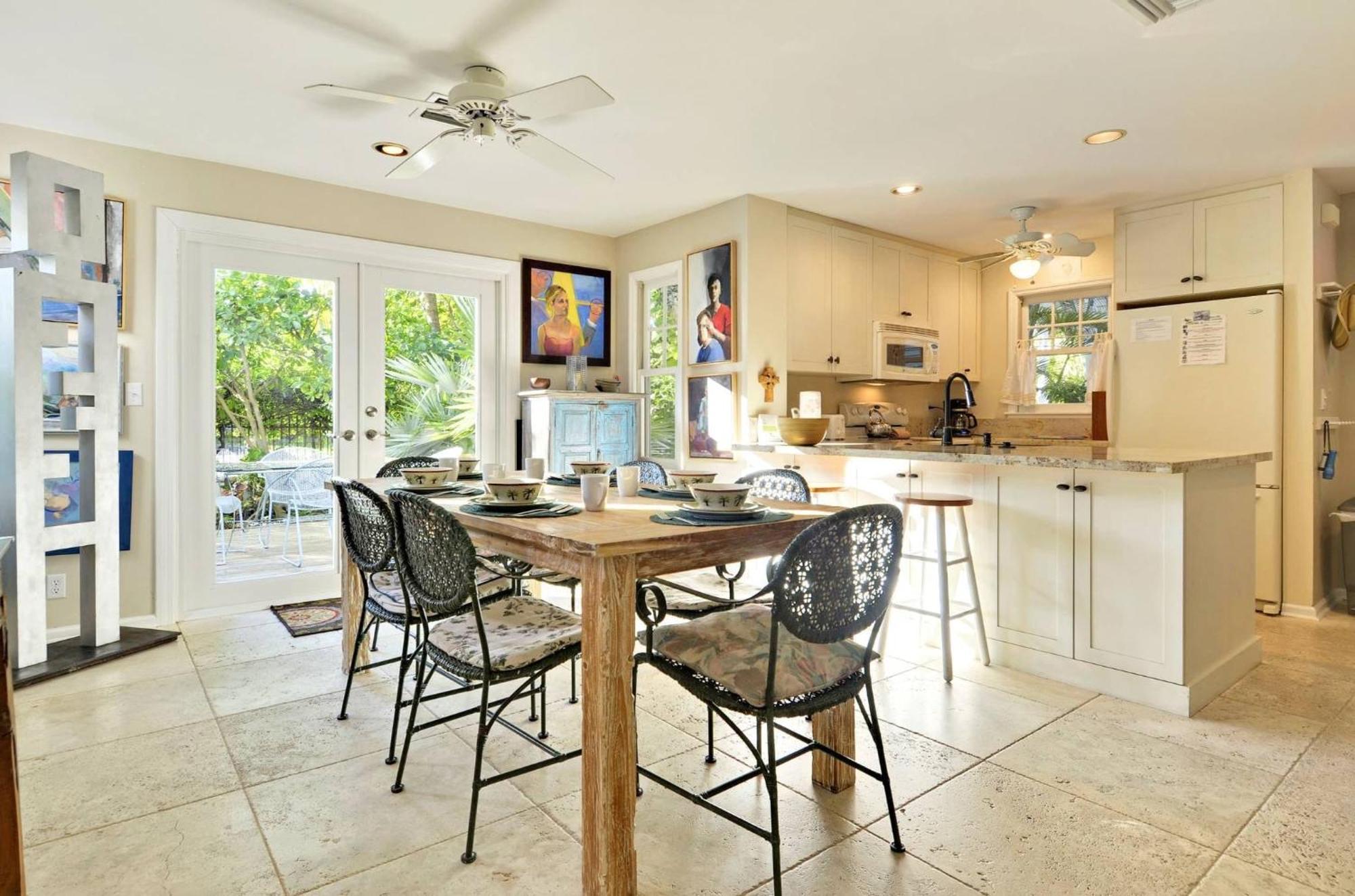 Artist Garden By Avantstay Great Location W Balcony Outdoor Dining Shared Pool Bbq Week Long Stays Key West Buitenkant foto
